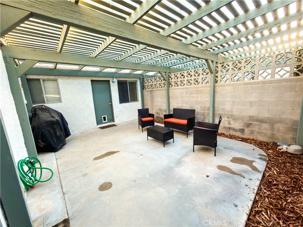 1000 N Lovekin 46 Property Photo 1