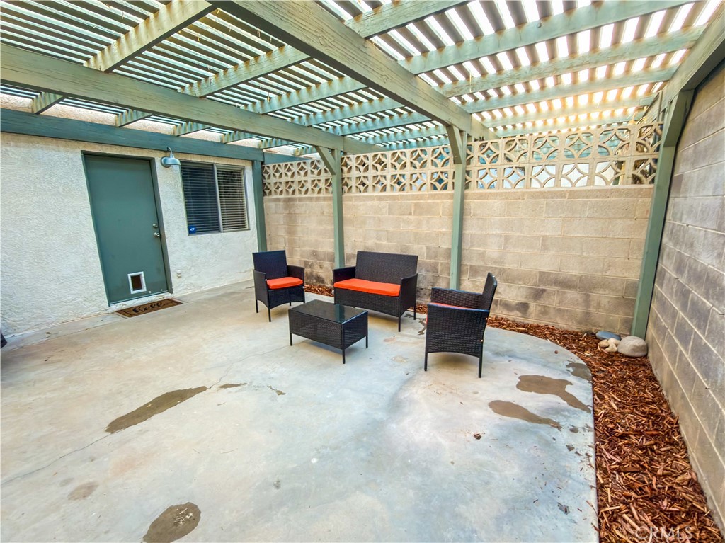 1000 N Lovekin 46 Property Photo 2