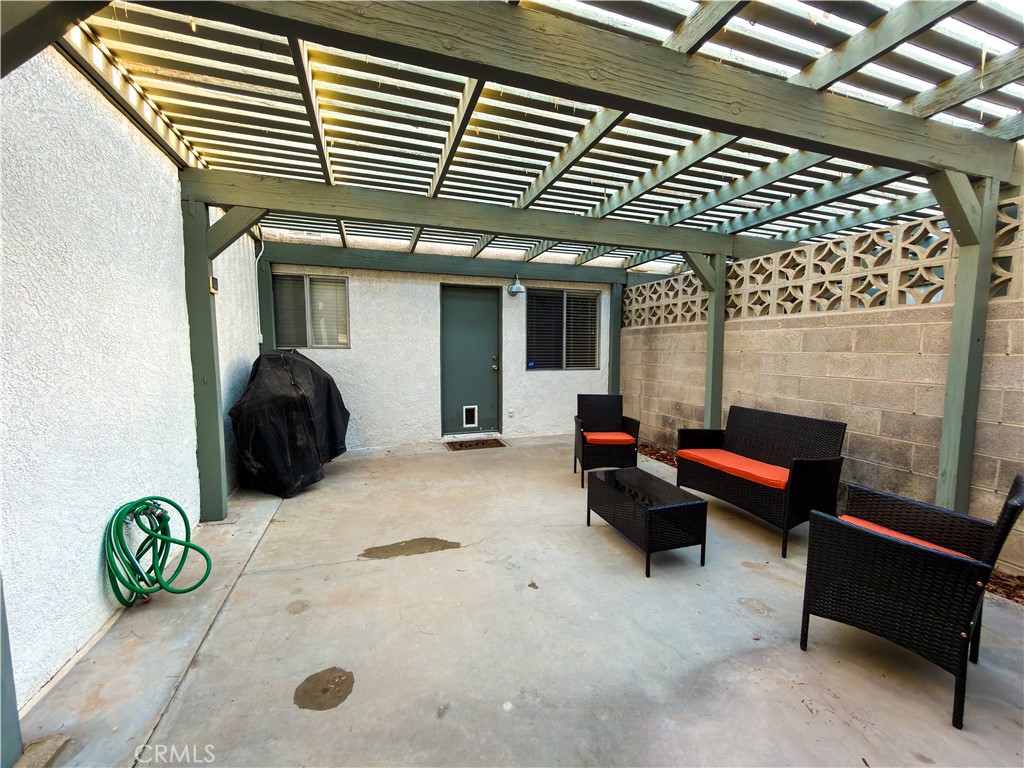 1000 N Lovekin 46 Property Photo 4