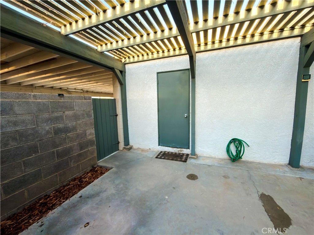 1000 N Lovekin 46 Property Photo 6