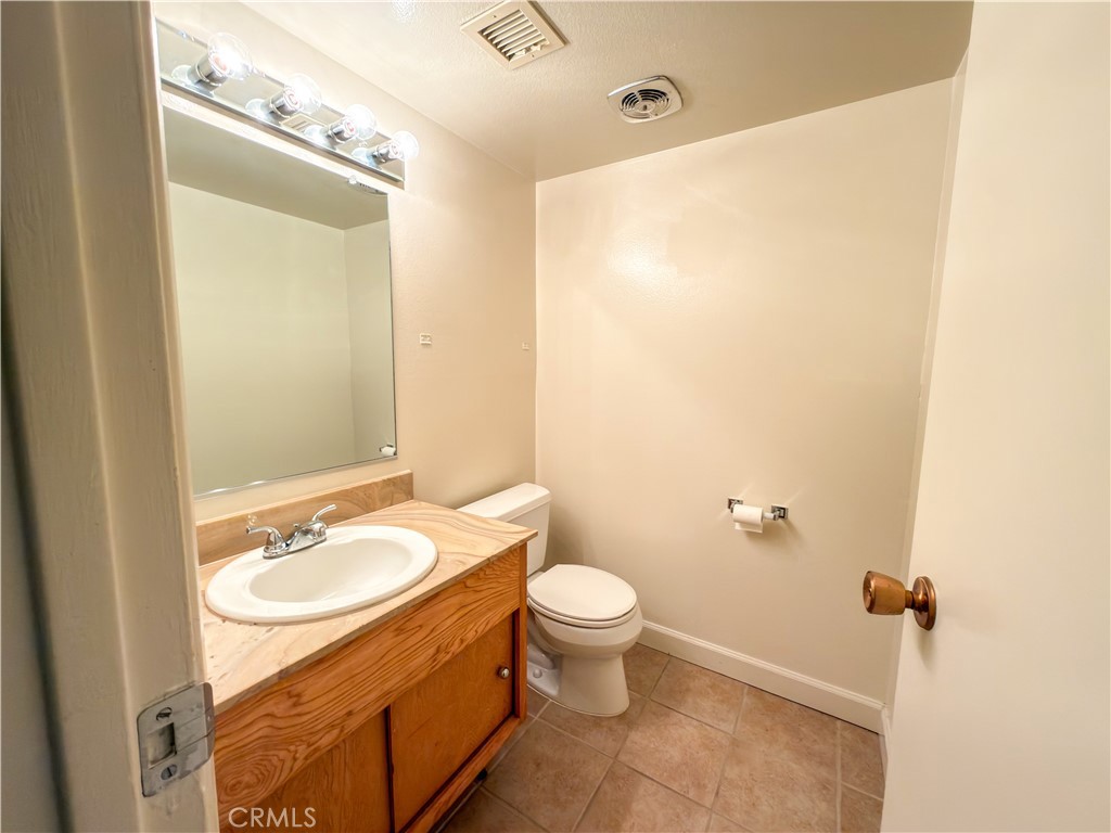 1000 N Lovekin 46 Property Photo 13