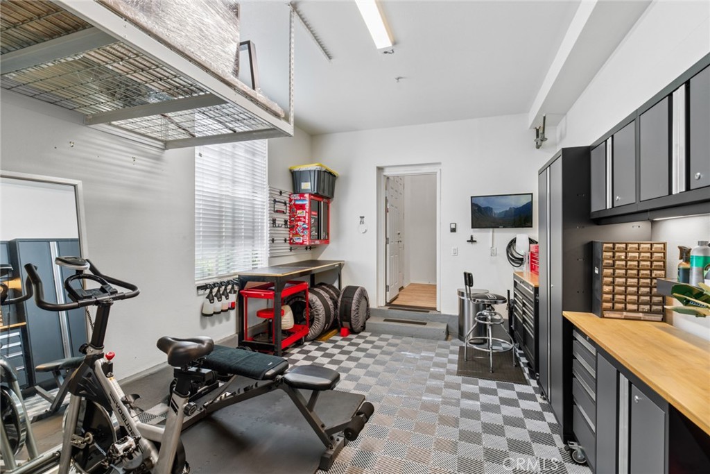 51 Regal Property Photo 27