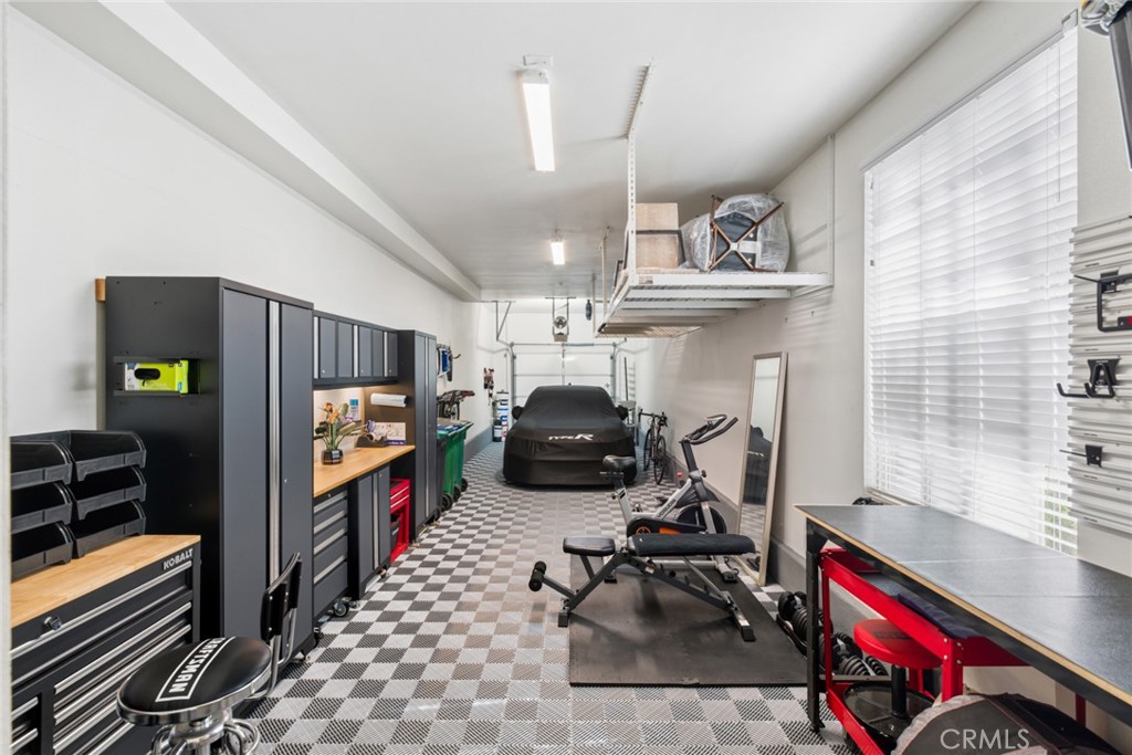 51 Regal Property Photo 28