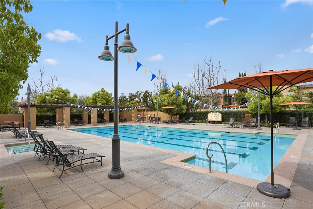 51 Regal Property Photo 29