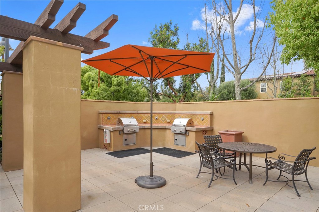 51 Regal Property Photo 32
