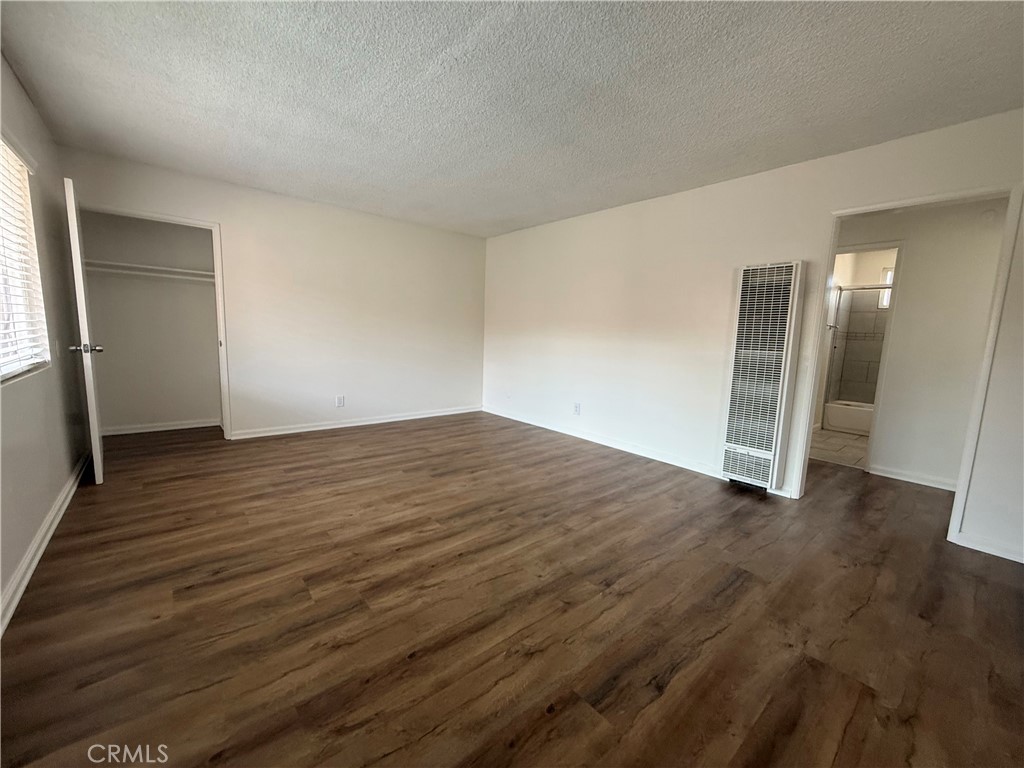 11413 Menlo D Property Photo 1