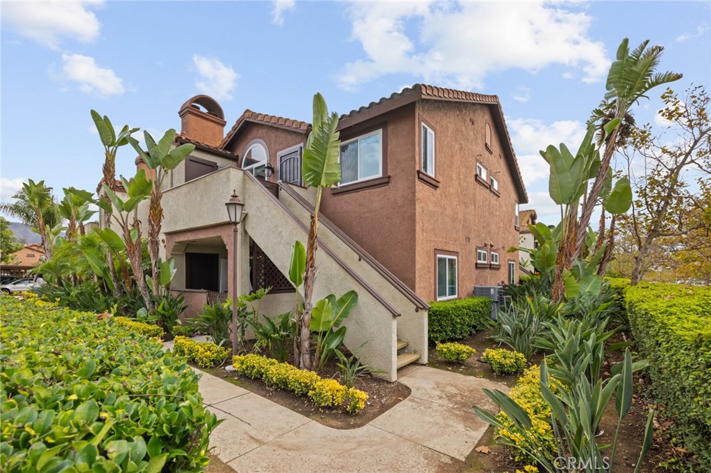 7 Rosa Property Photo 4