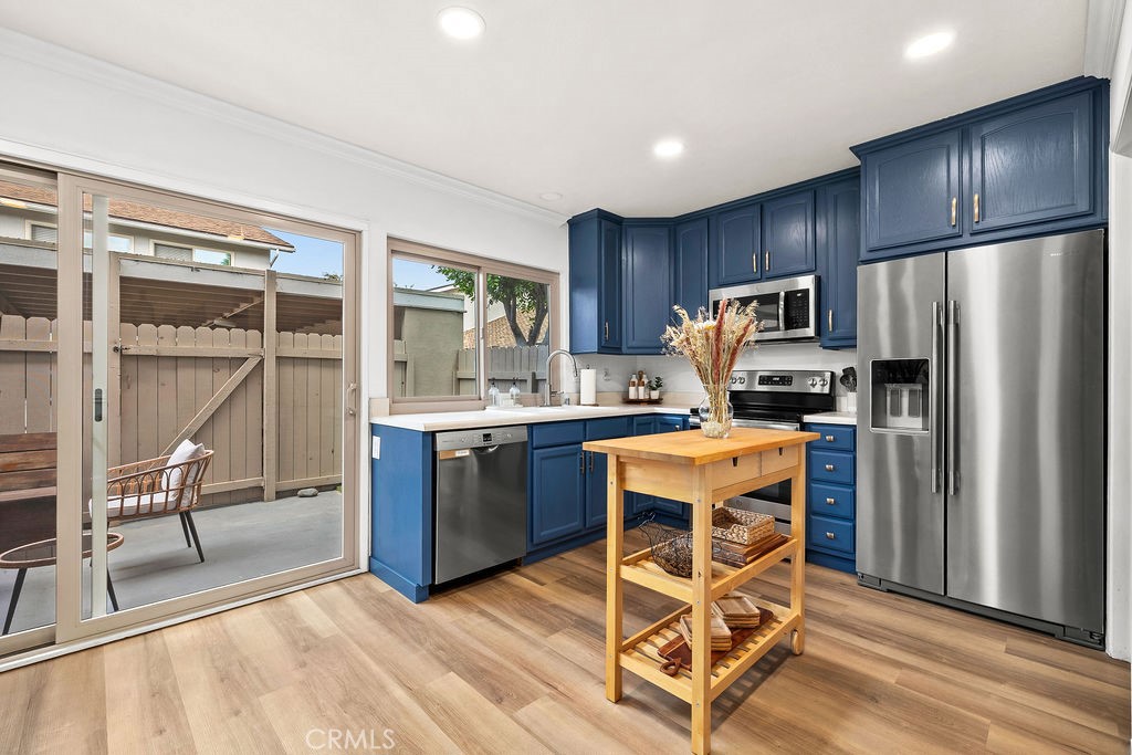 6711 Sun C Property Photo 2
