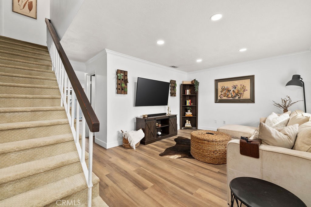 6711 Sun C Property Photo 3