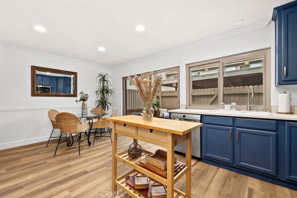 6711 Sun C Property Photo 9
