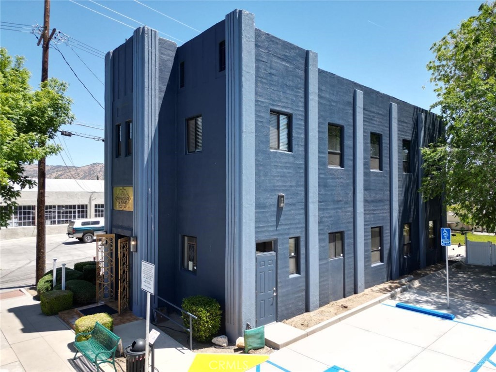 112 S Curry Property Photo 10