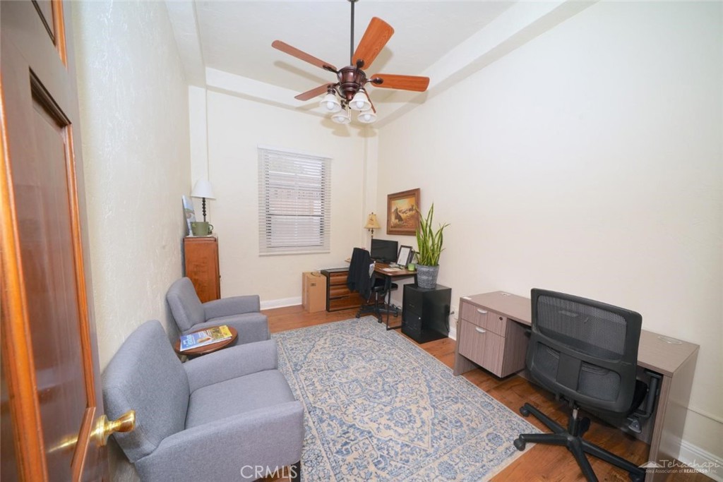 112 S Curry Property Photo 13