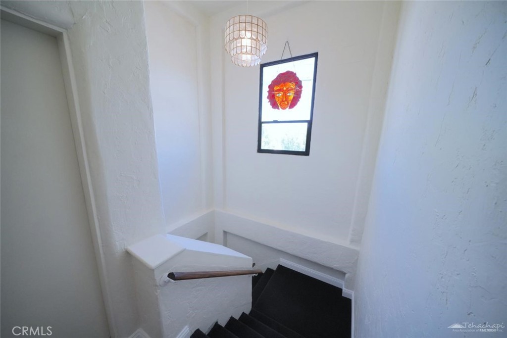112 S Curry Property Photo 24