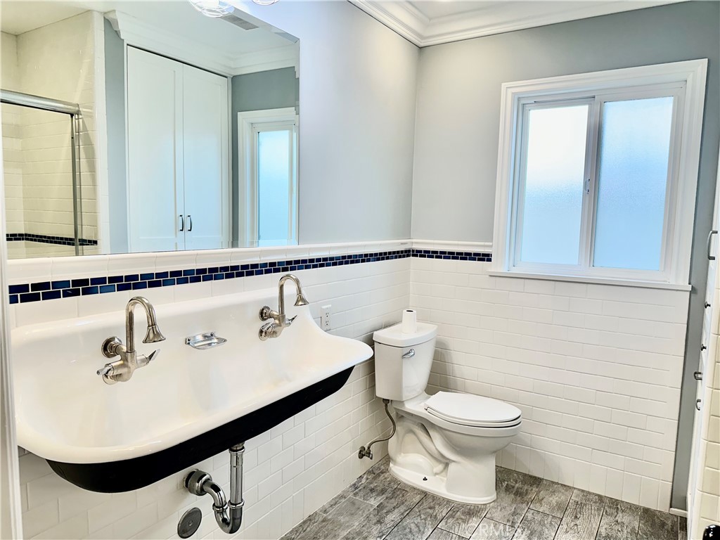 2649 N Parish Property Photo 26