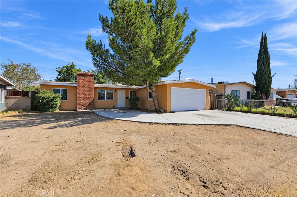38726 Sumac Property Photo 3