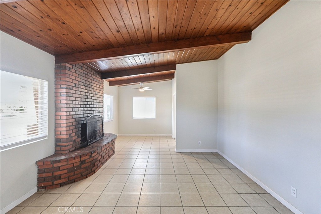 38726 Sumac Property Photo 4