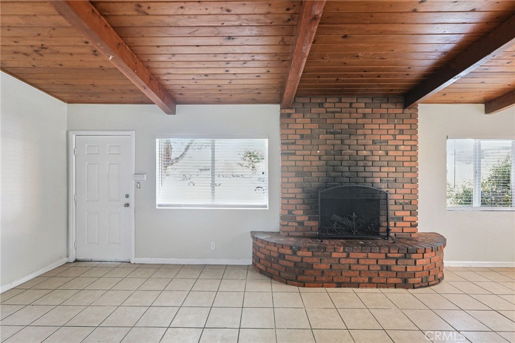 38726 Sumac Property Photo 5