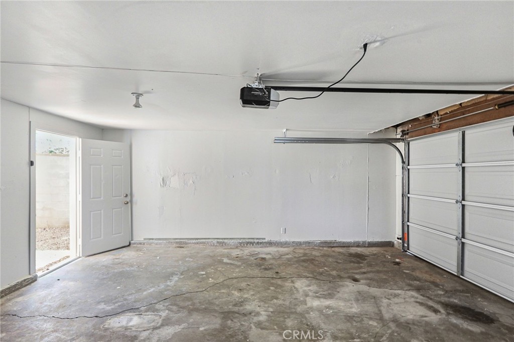 38726 Sumac Property Photo 32