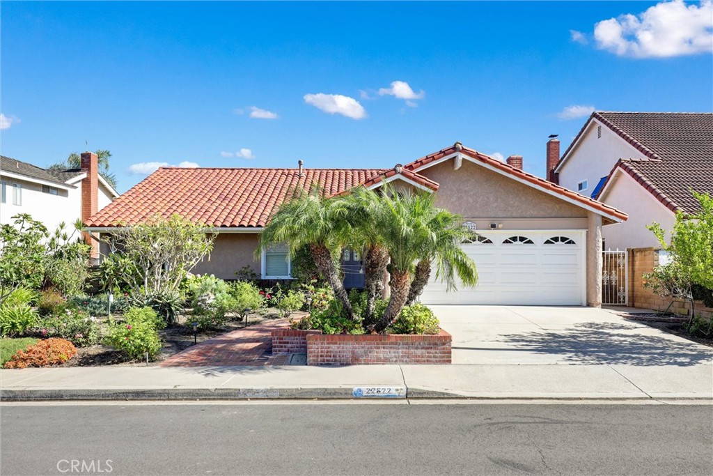22522 Conil Property Photo 2