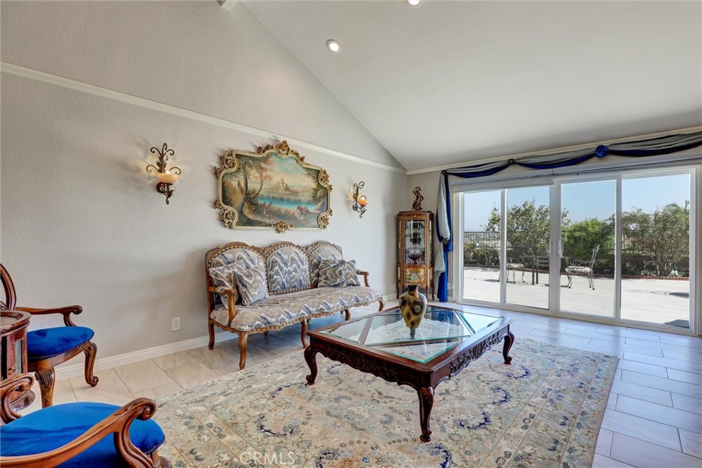 22522 Conil Property Photo 5