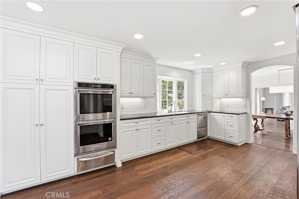 3600 Grayburn Property Photo 17