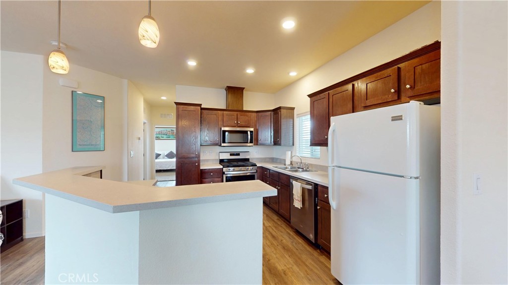 1540 E Trenton Avenue 95 Property Photo 2