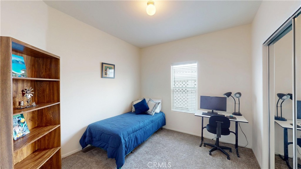 1540 E Trenton Avenue 95 Property Photo 12