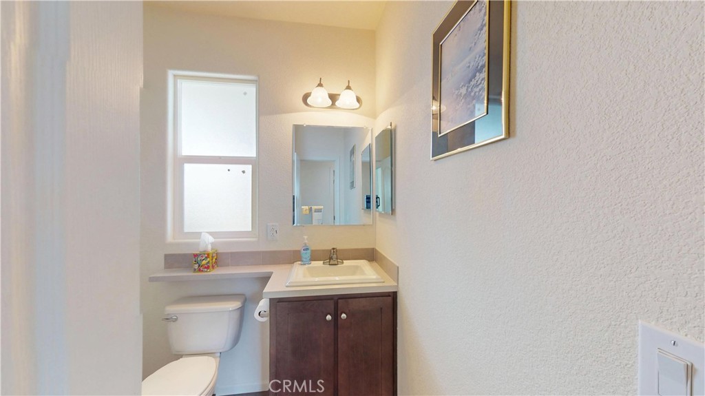 1540 E Trenton Avenue 95 Property Photo 16