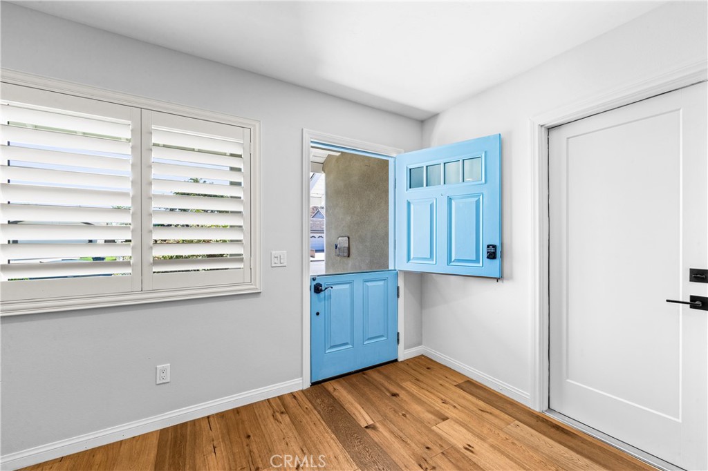 17327 Apel Lane Property Photo 3