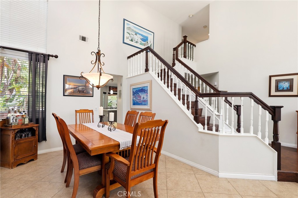 26611 Domingo Drive Property Photo 9