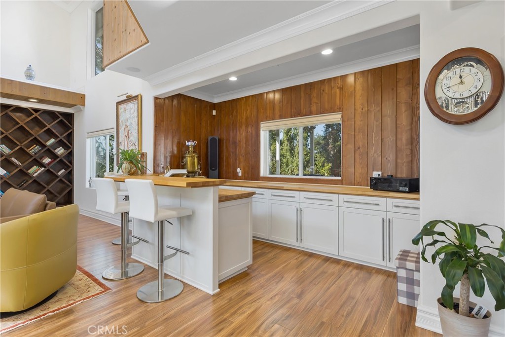 1377 Knoll Road Property Photo 8