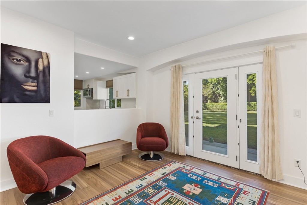 1377 Knoll Road Property Photo 11