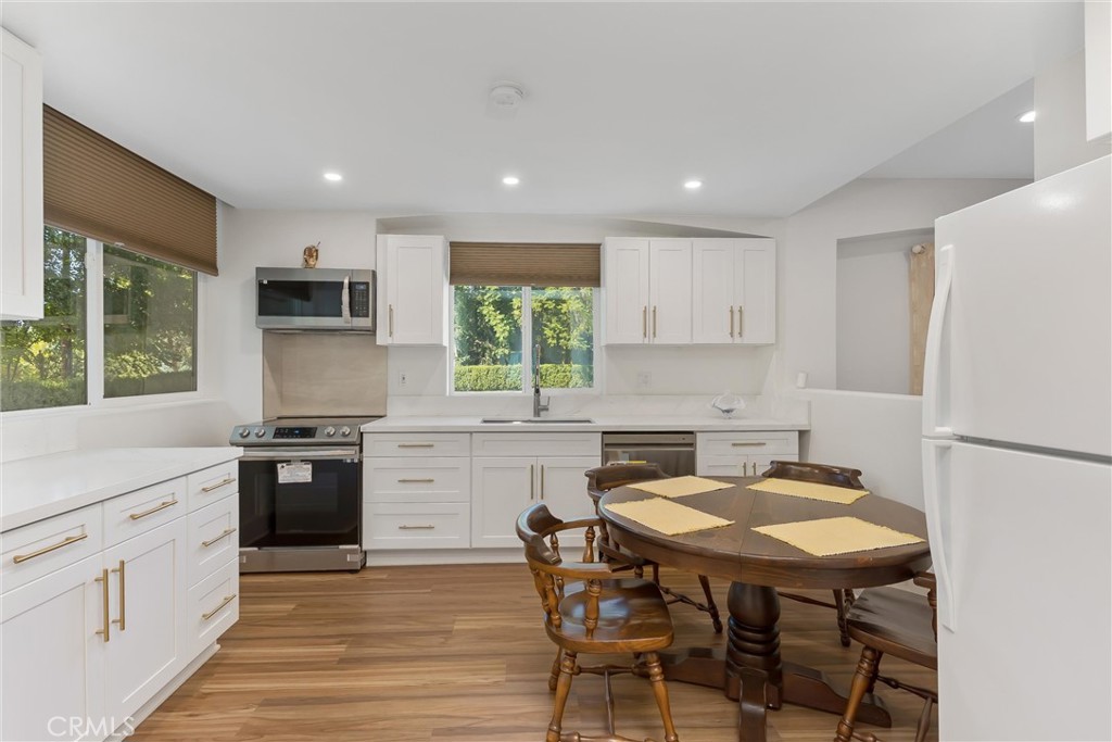 1377 Knoll Road Property Photo 15