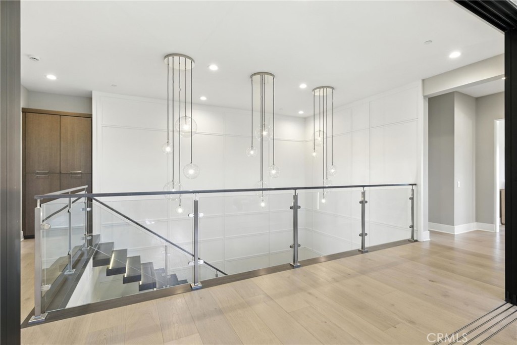 433 Narcissus Property Photo 19