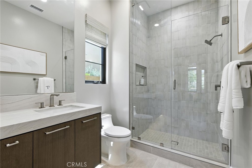 433 Narcissus Property Photo 23