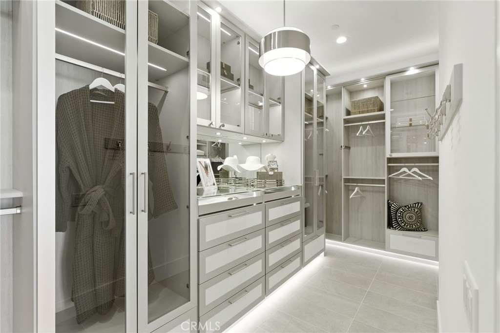 433 Narcissus Property Photo 47