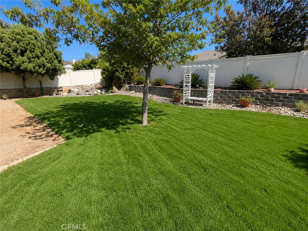 35579 Country Creek Drive Property Photo 11