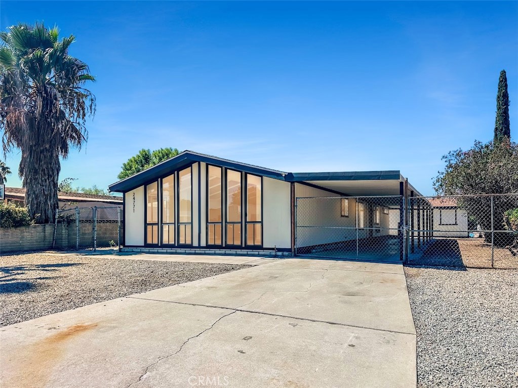 24771 Rosebrugh Property Photo 1