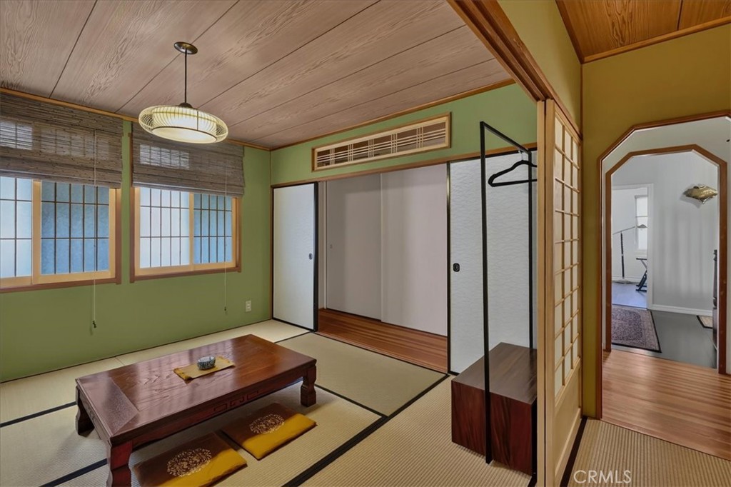 738 Citadel Property Photo 29