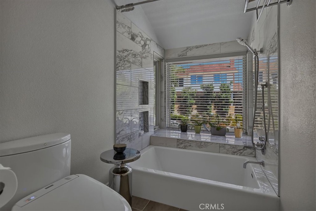 738 Citadel Property Photo 34