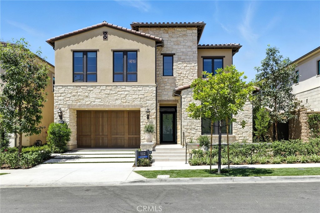 421 Narcissus Property Photo 1