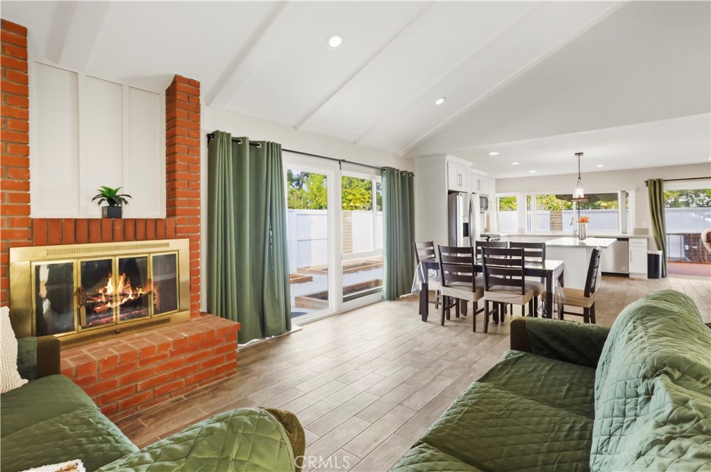 6 Banyan Tree Property Photo 5