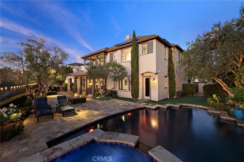 2 Galaxy Isle Property Photo 3
