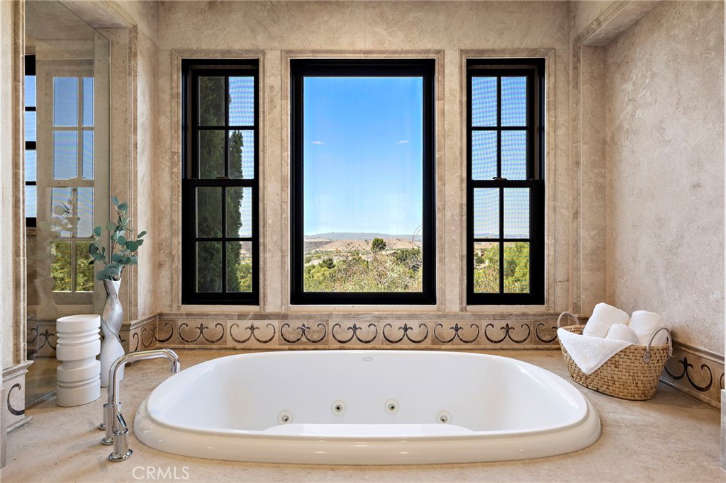 2 Galaxy Isle Property Photo 35