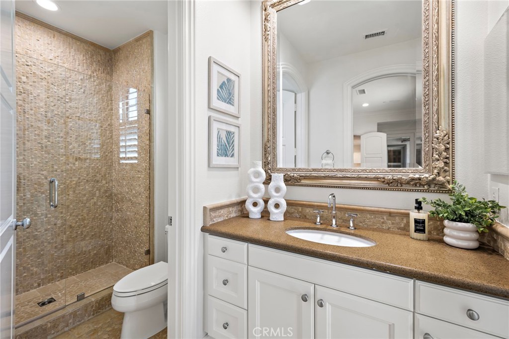 2 Galaxy Isle Property Photo 37