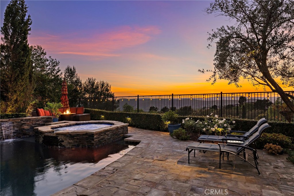 2 Galaxy Isle Property Photo 39