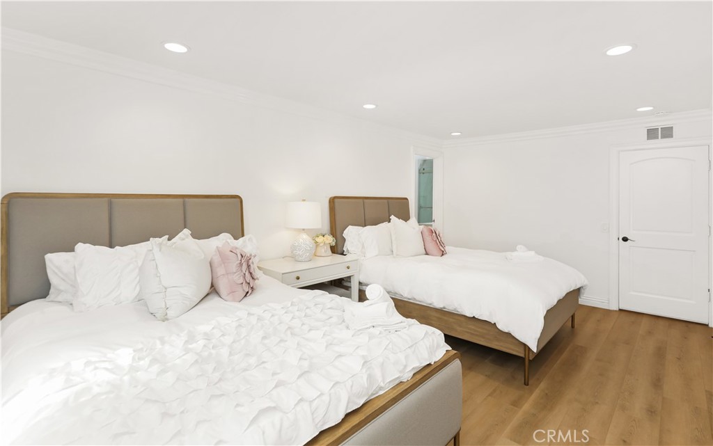 31 Silver Crescent Property Photo 28