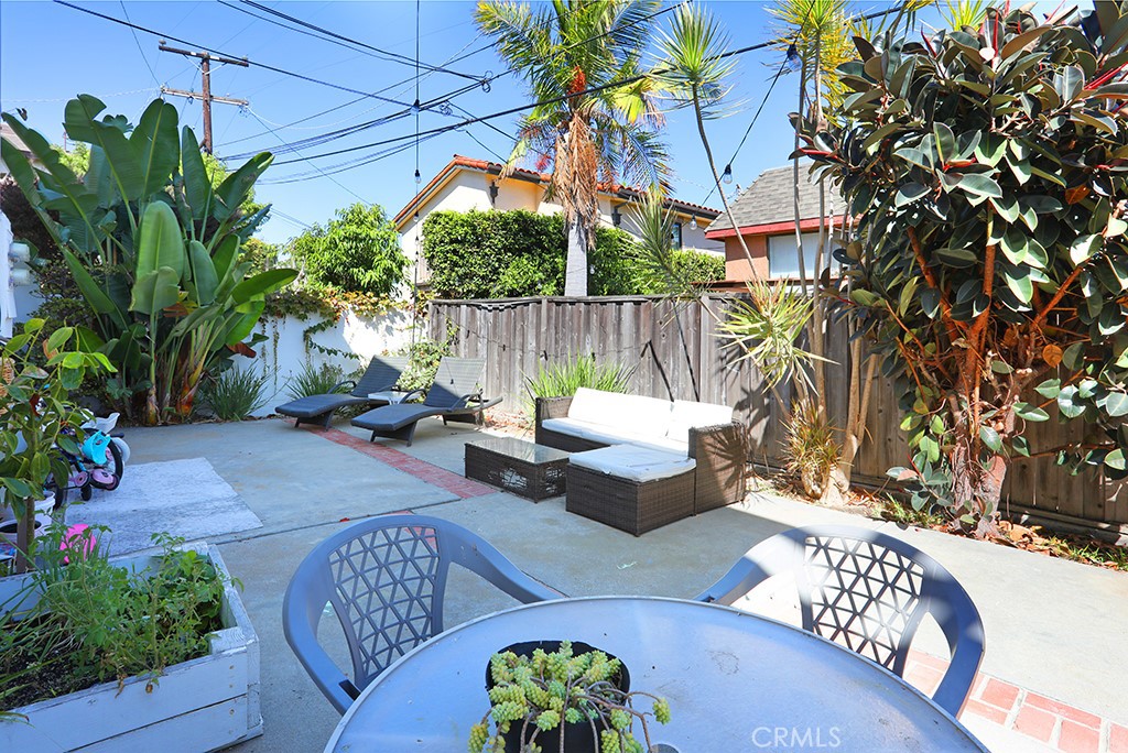 33802 Castano B Property Photo 19