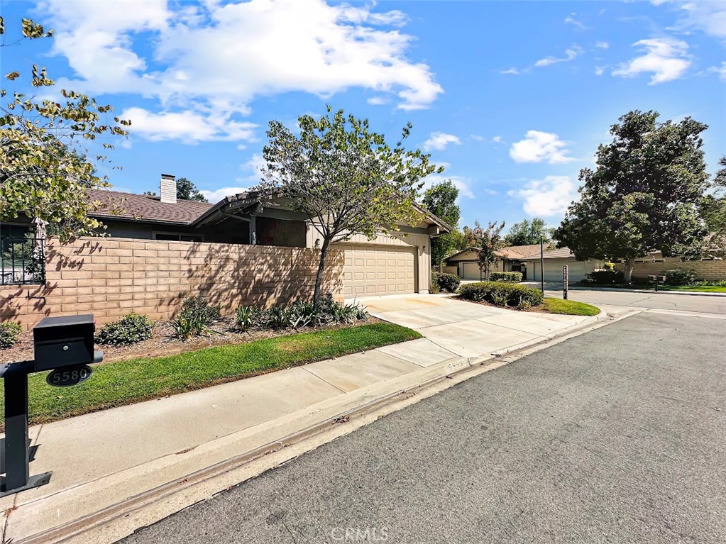 5580 Apple Orchard Property Photo 1