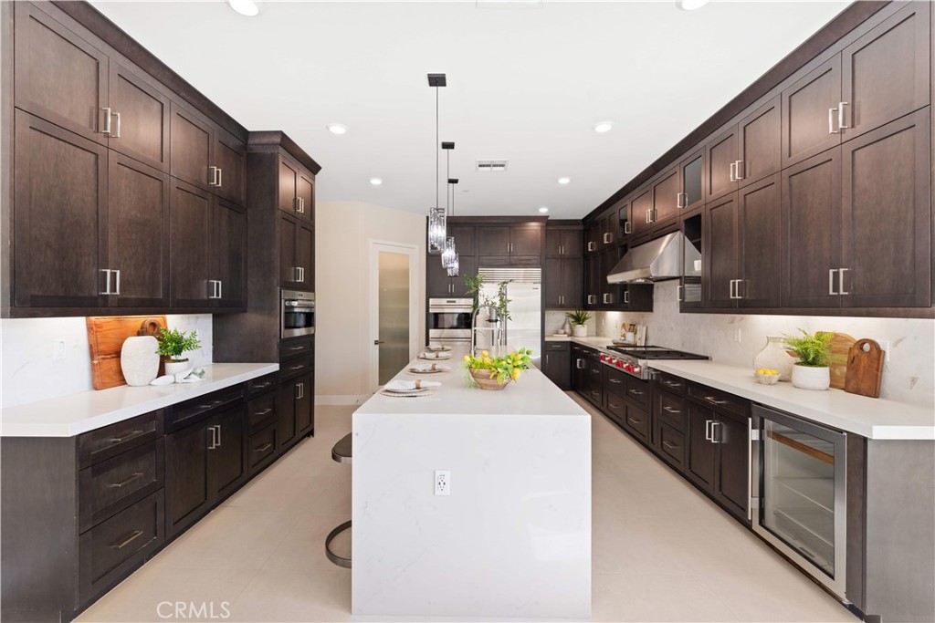 60 Harlow Property Photo 24